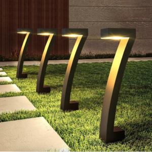 SolarPath 7 – Moderne Eleganz für Ihre Wege und Einfahrten
